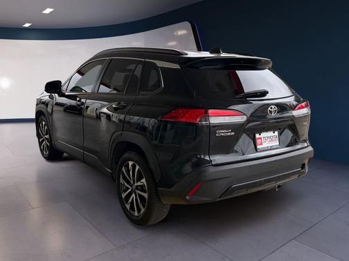 2022 Toyota Corolla Cross XLE
