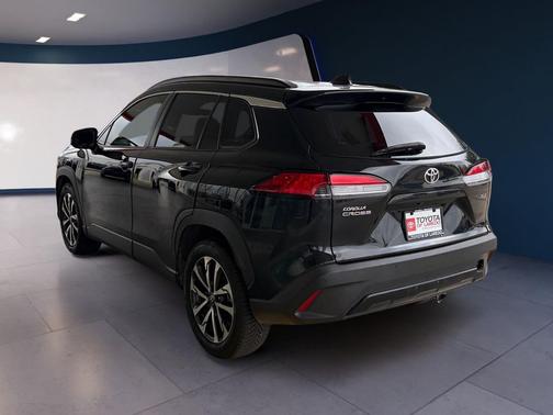 2022 Toyota Corolla Cross XLE