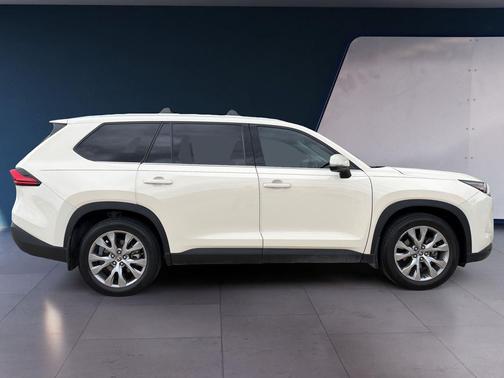 Coastal Cream 2024 Toyota Grand Highlander Limited