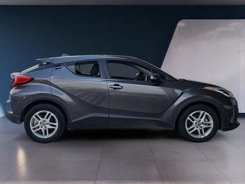 2020 Toyota C-HR LE