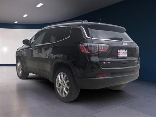 2024 Jeep Compass Latitude Lux