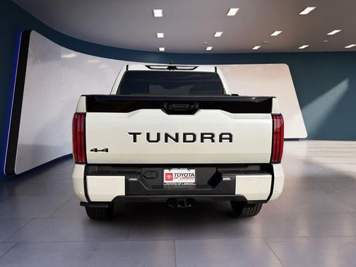 2024 Toyota Tundra Platinum