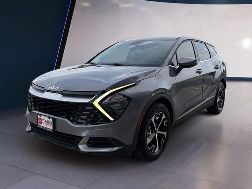Everlasting Silver 2023 Kia Sportage EX