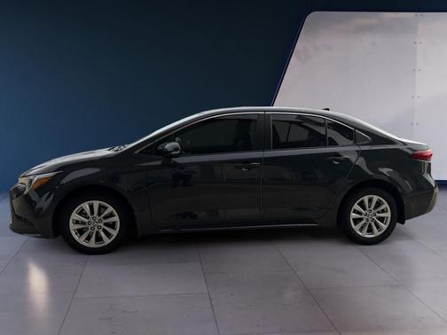 2024 Toyota Corolla Hybrid XLE