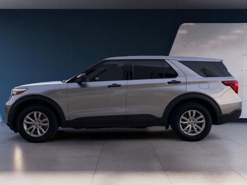 2021 Ford Explorer Base
