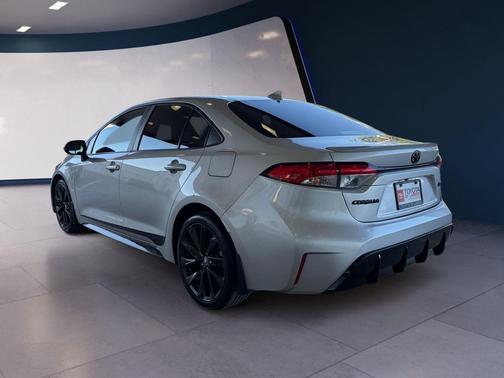 Classic Silver Metallic 2023 Toyota Corolla SE