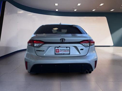 Classic Silver Metallic 2023 Toyota Corolla SE