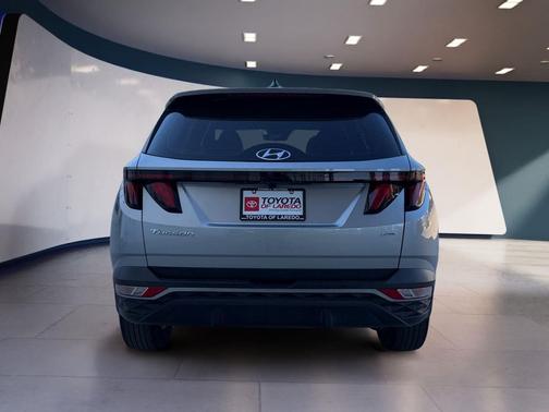 2023 Hyundai TUCSON SE