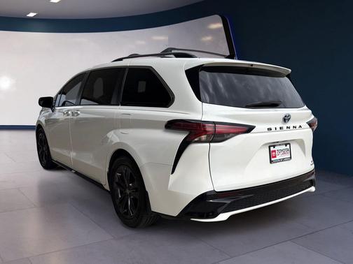 White 2022 Toyota Sienna XSE 7 Passenger