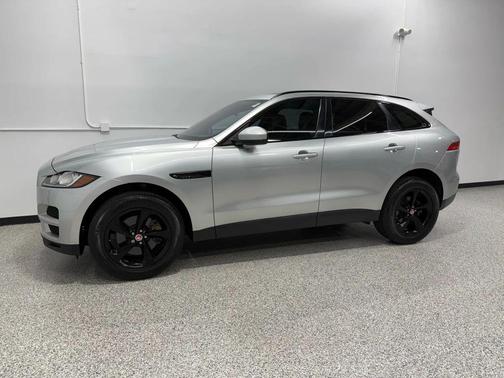 2019 Jaguar F-PACE 30t Premium