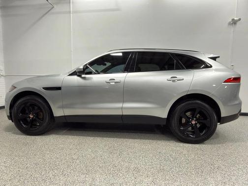 2019 Jaguar F-PACE 30t Premium