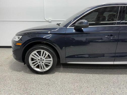 2018 Audi Q5 2.0T Premium Plus