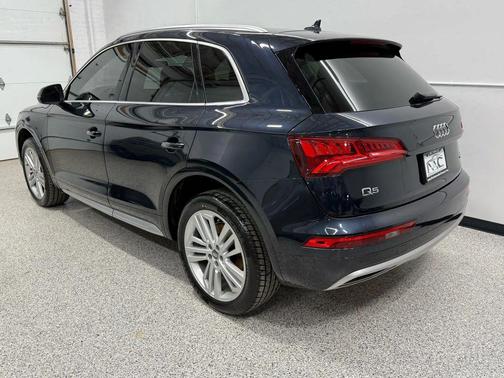2018 Audi Q5 2.0T Premium Plus