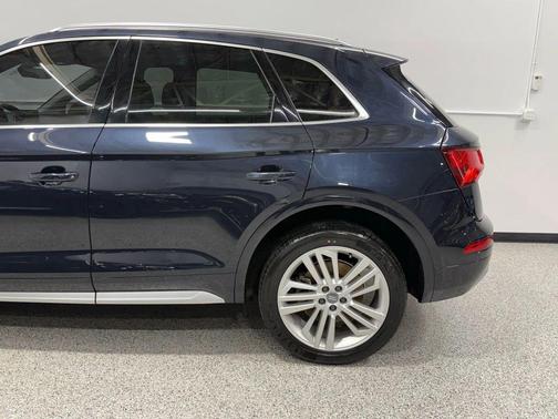 2018 Audi Q5 2.0T Premium Plus