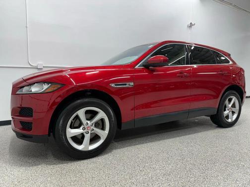2019 Jaguar F-PACE 25t Premium