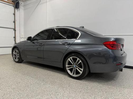 Mineral Gray Metallic 2018 BMW 340 i xDrive