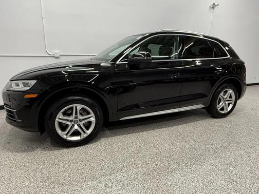 2018 Audi Q5 2.0T Premium Plus