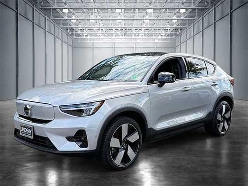 2024 Volvo C40 Recharge Pure Electric Plus
