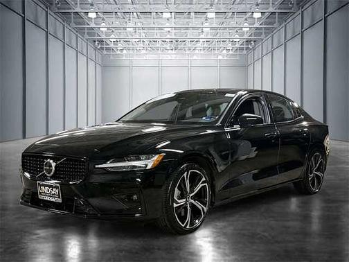 2023 Volvo S60 Plus