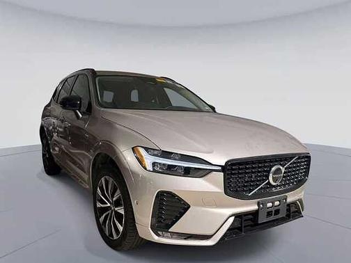 Bright Dusk 2025 Volvo XC60 Plus