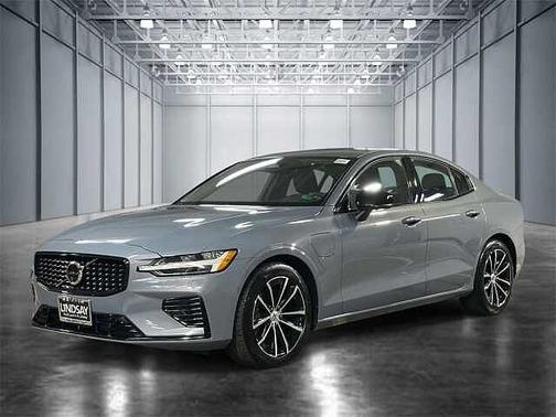 2024 Volvo S60 Recharge Plug-In Hybrid Plus