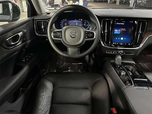 2024 Volvo S60 Recharge Plug-In Hybrid Plus