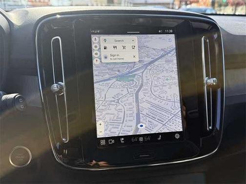 2024 Volvo XC40 Plus