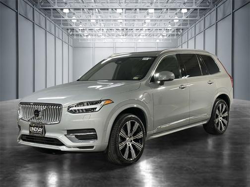 2024 Volvo XC90 Recharge Plug-In Hybrid T8 Ultimate Bright 7-Seater