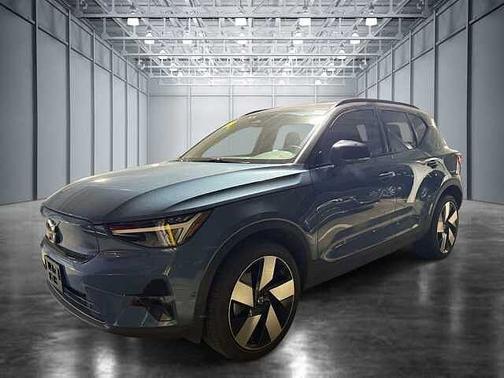 Fjord Blue 2023 Volvo XC40 Plus