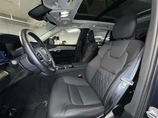 2025 Volvo XC90 Plus