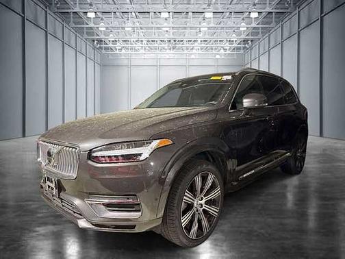 Platinum Grey 2024 Volvo XC90