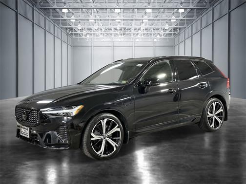 2022 Volvo XC60 Recharge Plug-In Hybrid eAWD R-Design