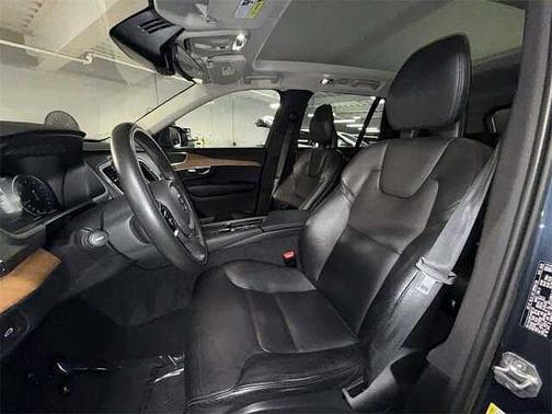 2021 Volvo XC90 