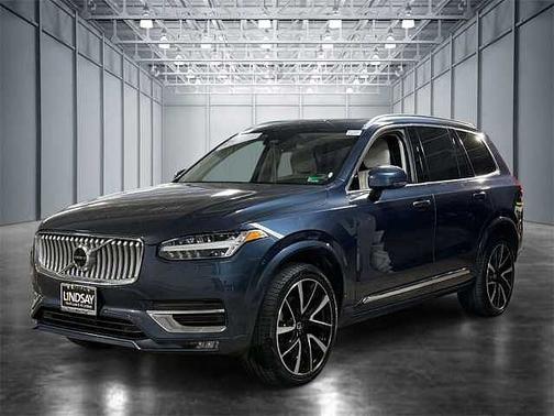 2024 Volvo XC90 Plus