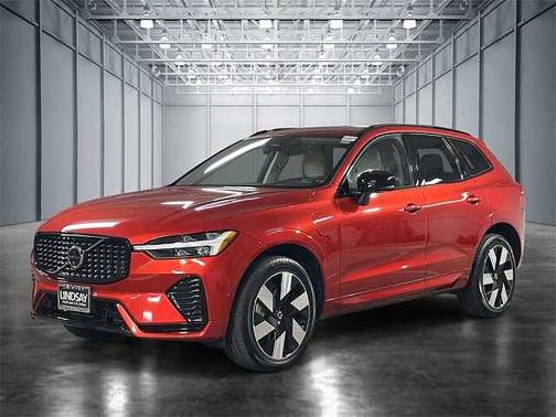 2024 Volvo XC60 Plus