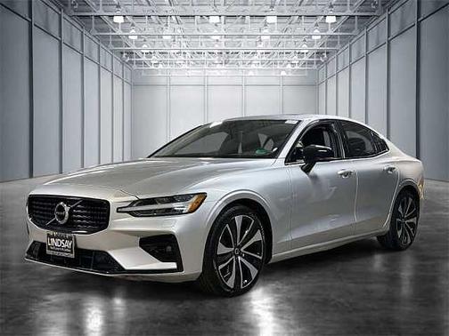 2022 Volvo S60 