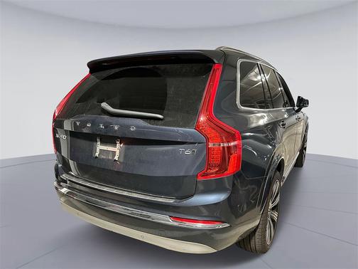 2022 Volvo XC90 T6 AWD Inscription 6 Seater