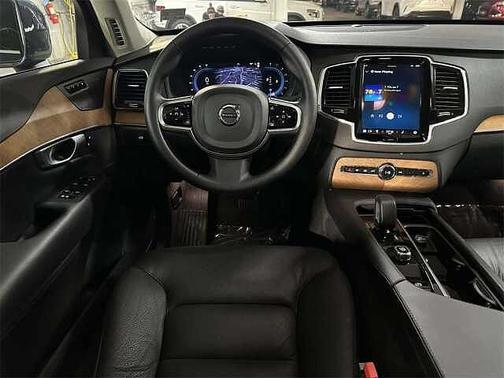 2024 Volvo XC90 Plus