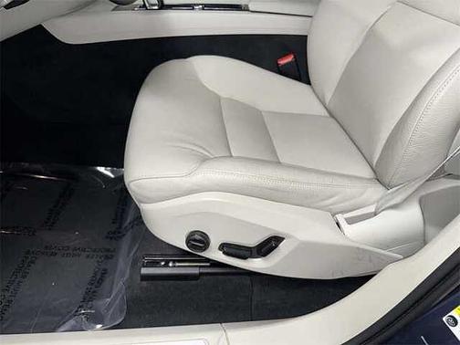 2024 Volvo XC60 Plus