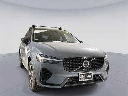 2023 Volvo XC60 Plus