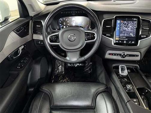 2022 Volvo XC90 