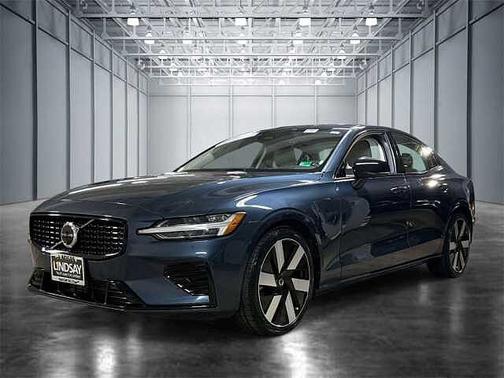 2023 Volvo S60 Plus