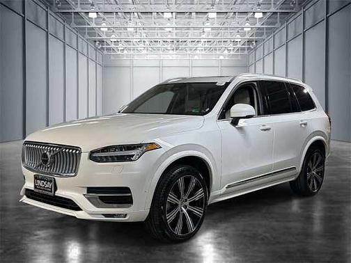 2024 Volvo XC90 Plus