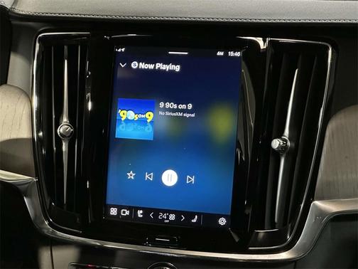2024 Volvo S90 Recharge Plug-In Hybrid T8 Ultimate