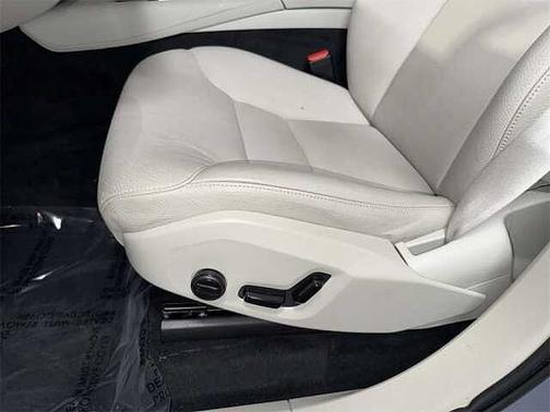 2023 Volvo XC90 Plus