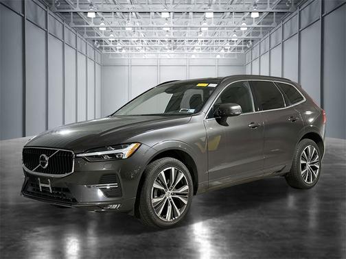 2022 Volvo XC60 B5 AWD Momentum