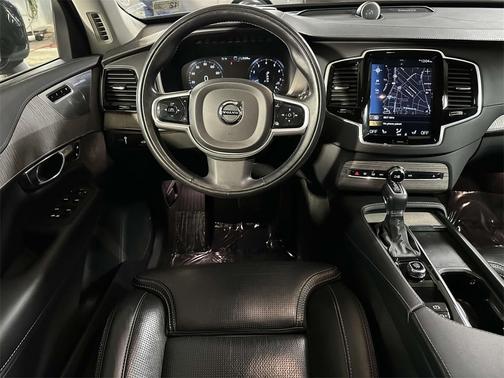 2022 Volvo XC90 T6 AWD Inscription 7 Seater