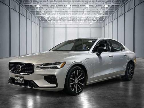 2023 Volvo S60 Plus