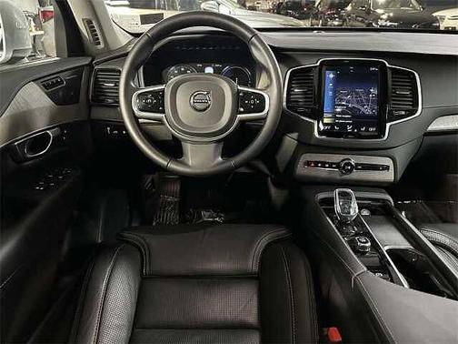 2022 Volvo XC90 