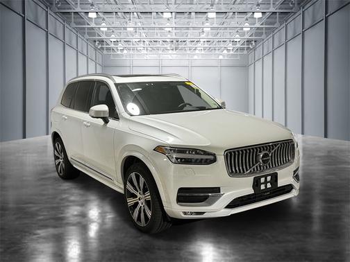 2023 Volvo XC90 B6 AWD Ultimate 7-Seater